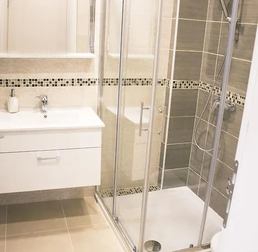 Apartmens Melisa 브르사르