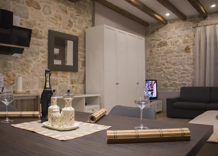 아파트 Apartmens Melisa 브르사르