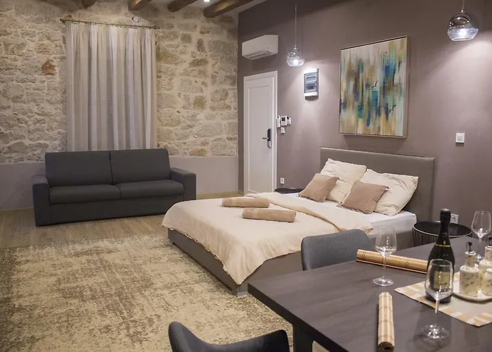 Apartmens Melisa 아파트 브르사르